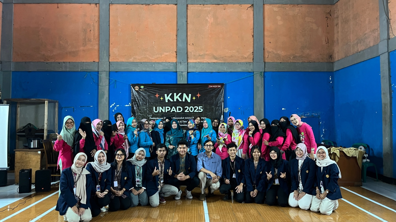 Tim KKN Unpad Ajak Tim Penggerak PKK dan Kader Posyandu Desa Cilembu Kembangkan Produk Pangan Berbasis Yoghurt dan Sumber Daya Lokal