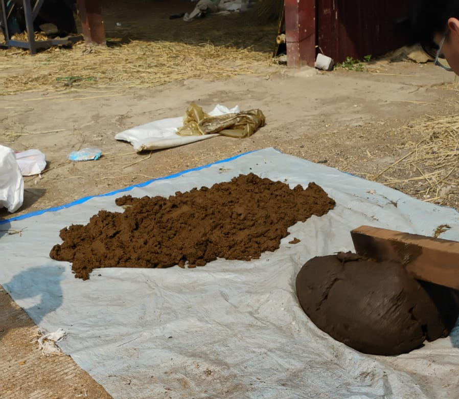 PENDEKATAN CIRCULAR BIOECONOMY PADA PEMANFAATAN FESES SAPI PERAH UNTUK PRODUKSI ECOBLOCK