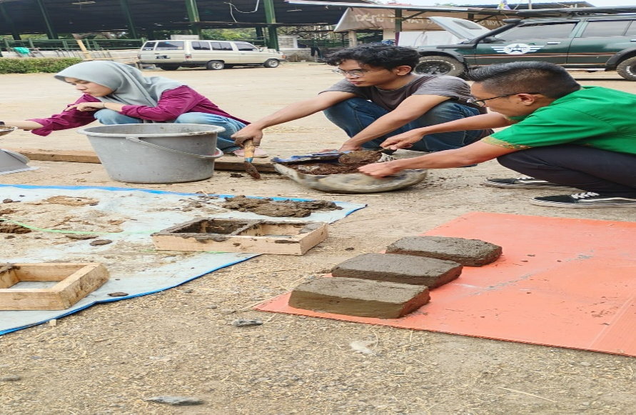 Proses pencetakan prototipe EcoBlock